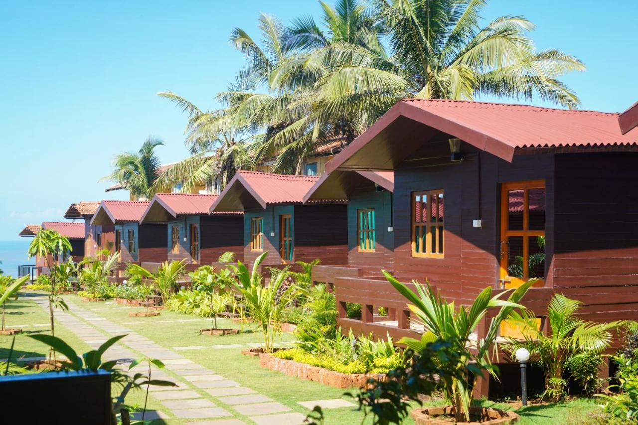 Okean Resort Vagator Bagian luar foto